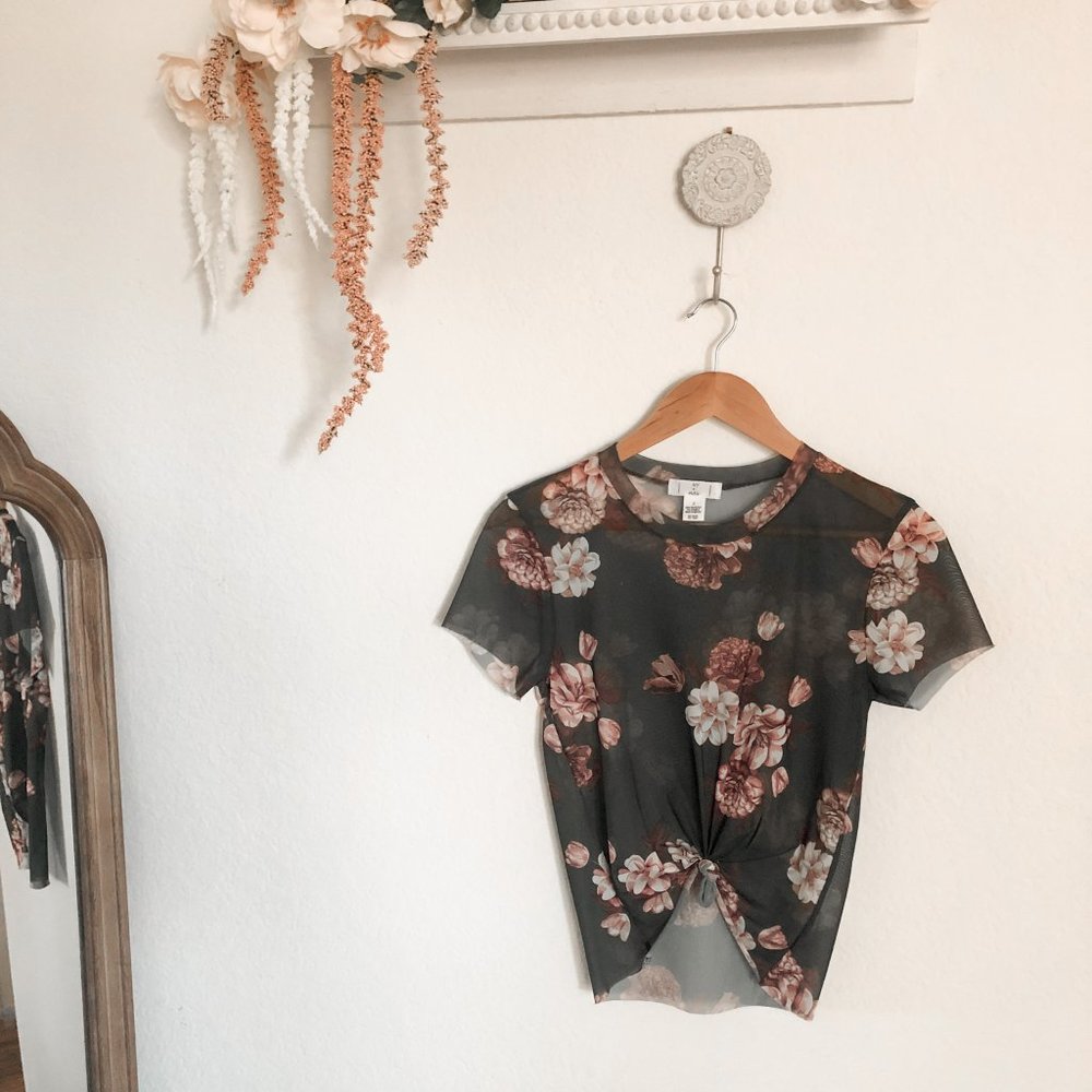 Mesh Floral Top 🍃
